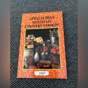 Appalachian Mountain Country Cookin‘ Paperback Cookbook Booklet